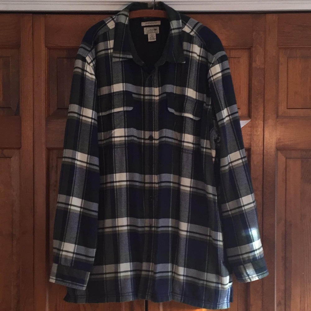 Men’s LL Bean Fleeced-lined Flannel Shirt